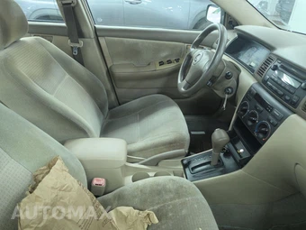 2007 Toyota Corolla S – miniatura 8
