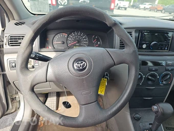 2007 Toyota Corolla S – miniatura 10