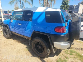 2007 Toyota FJ Cruiser w/Rear Doors - miniatura 6