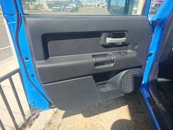 2007 Toyota FJ Cruiser w/Rear Doors - miniatura 9