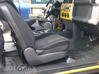 2007 Toyota FJ Cruiser w/Rear Doors - miniatura 18