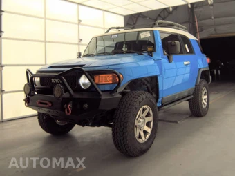 2007 Toyota FJ Cruiser w/Rear Doors