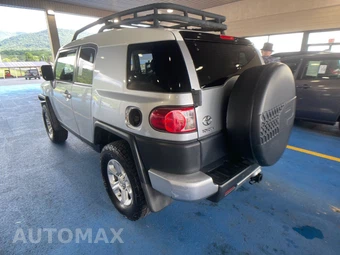 2007 Toyota FJ Cruiser w/Rear Doors - miniatura 2