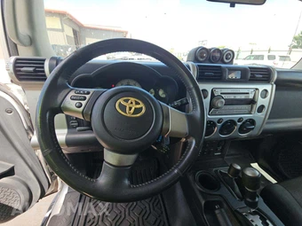 2007 Toyota FJ Cruiser w/Rear Doors - miniatura 7