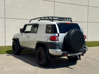 2007 Toyota FJ Cruiser w/Rear Doors - miniatura 11