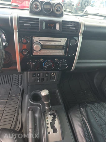 2007 Toyota FJ Cruiser w/Rear Doors - miniatura 17