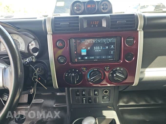2007 Toyota FJ Cruiser w/Rear Doors - miniatura 11