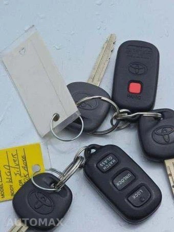 2007 Toyota Matrix – miniatura 8