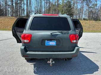 2007 Toyota Sequoia SR5 - miniatura 8