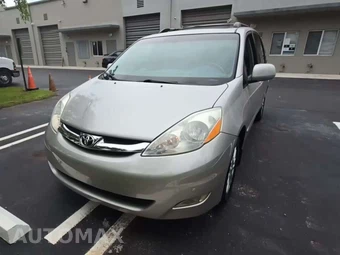 2007 Toyota Sienna XLE Limited Minivan 8-Passenger 119.3" WB