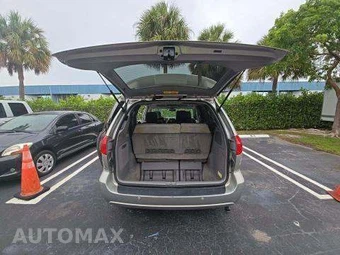 2007 Toyota Sienna XLE Limited Minivan 8-Passenger 119.3" WB - miniatura 16