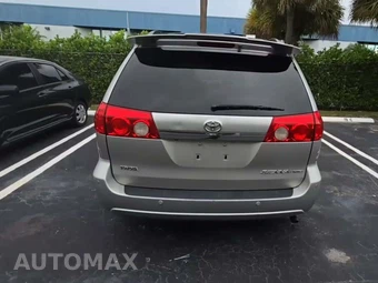 2007 Toyota Sienna XLE Limited Minivan 8-Passenger 119.3" WB - miniatura 4