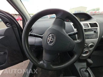 2007 Toyota Yaris Sedan – miniatura 10