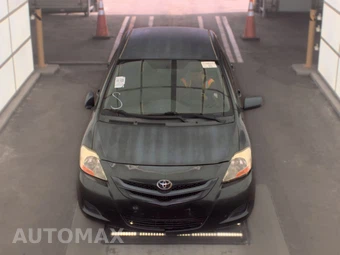 2007 Toyota Yaris Sedan – miniatura 2
