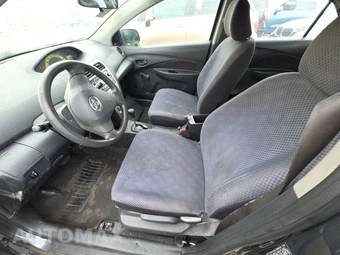 2007 Toyota Yaris Sedan – miniatura 7