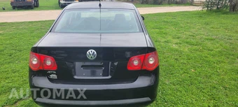 2007 Volkswagen Jetta Sedan – miniatura 3