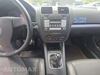 2007 Volkswagen Jetta Sedan Wolfsburg Edition – miniatura 7