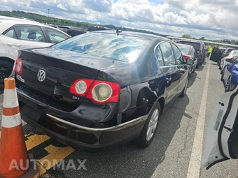 2007 Volkswagen Passat Sedan 2.0T - miniatura 4