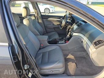 2008 Acura TSX w/Navigation System – miniatura 8