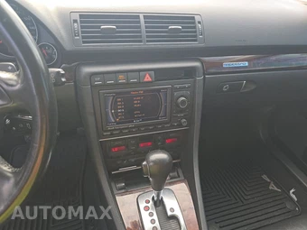 2008 Audi A4 Avant 3.2 Wagon – miniatura 11