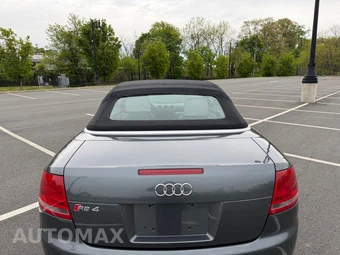2008 Audi RS 4 Cabriolet Convertible - miniatura 19