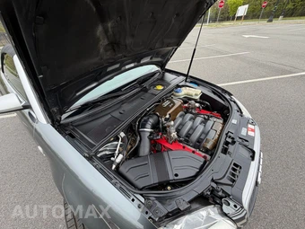 2008 Audi RS 4 Cabriolet Convertible - miniatura 45