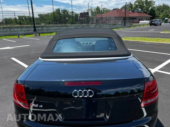 2008 Audi RS 4 Cabriolet - miniatura 16