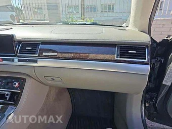 2008 Audi S8 – miniatura 19