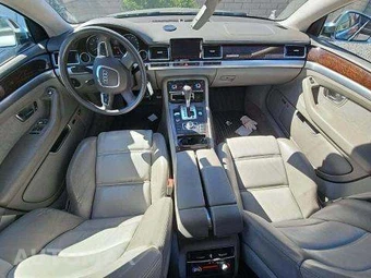 2008 Audi S8 – miniatura 32