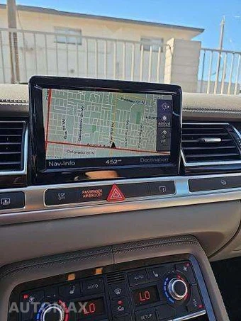 2008 Audi S8 – miniatura 34