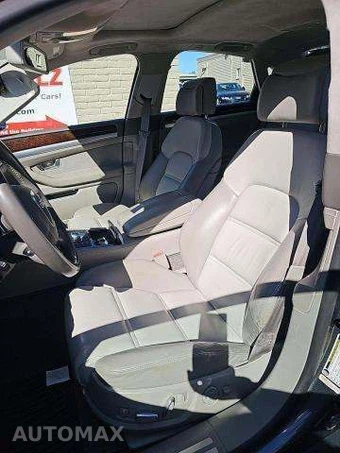 2008 Audi S8 – miniatura 6