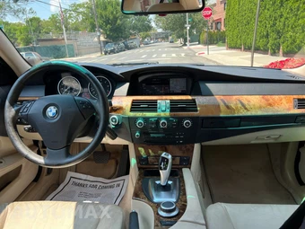 2008 BMW 5 Series Sedan 528xi - miniatura 10