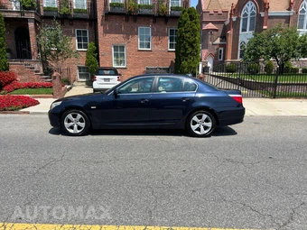 2008 BMW 5 Series Sedan 528xi - miniatura 2