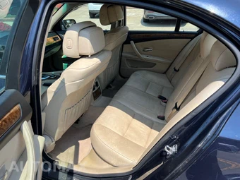 2008 BMW 5 Series Sedan 528xi - miniatura 9