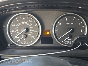 2008 BMW 5 Series Sedan 550i - miniatura 12