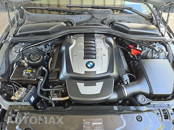 2008 BMW 5 Series Sedan 550i - miniatura 15