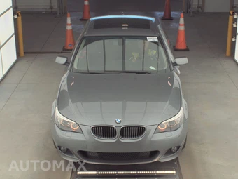 2008 BMW 5 Series Sedan 550i - miniatura 2
