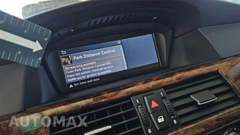 2008 BMW 5 Series Sedan 550i - miniatura 27