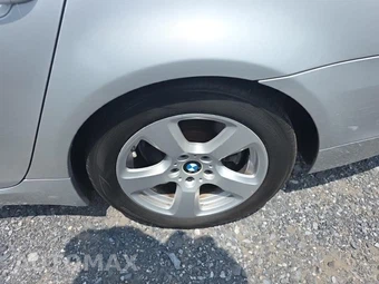 2008 BMW 5 Series Sports Wagon 535xi - miniatura 11