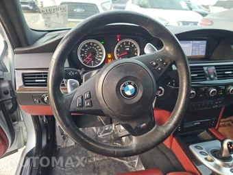 2008 BMW M5 Sedan - miniatura 10