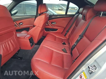 2008 BMW M5 Sedan - miniatura 13