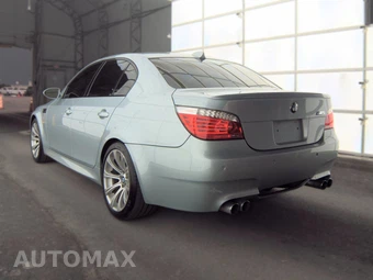 2008 BMW M5 Sedan - miniatura 6