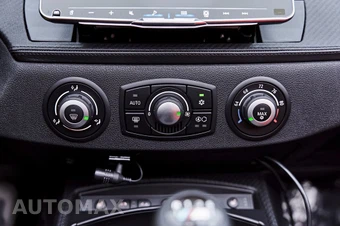 2008 BMW Z4 M Roadster Convertible - miniatura 74