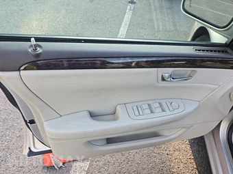 2008 Cadillac DTS 1SA – miniatura 9