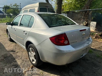 2008 Chevrolet Cobalt LS 4dr Sedan - miniatura 10