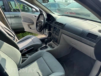 2008 Chevrolet Cobalt LS 4dr Sedan - miniatura 24