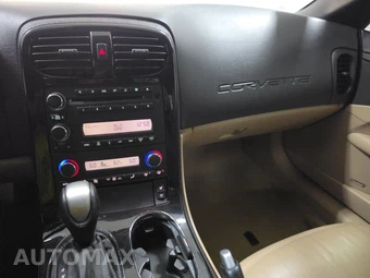 2008 Chevrolet Corvette Convertible - miniatura 11
