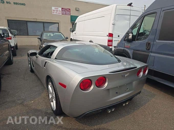2008 Chevrolet Corvette Coupe - miniatura 2