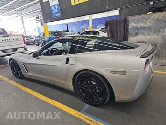 2008 Chevrolet Corvette Coupe - miniatura 6