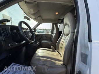 2008 Chevrolet Express 3500 Cargo Van 1WT 135.0" WB - miniatura 18
